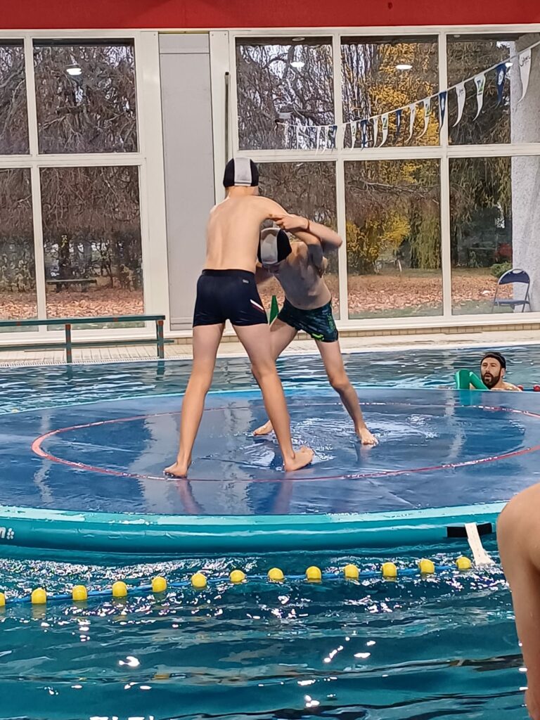 Lutte sur l’eau pour les ados de Pontarlier le 15 novembre 2025